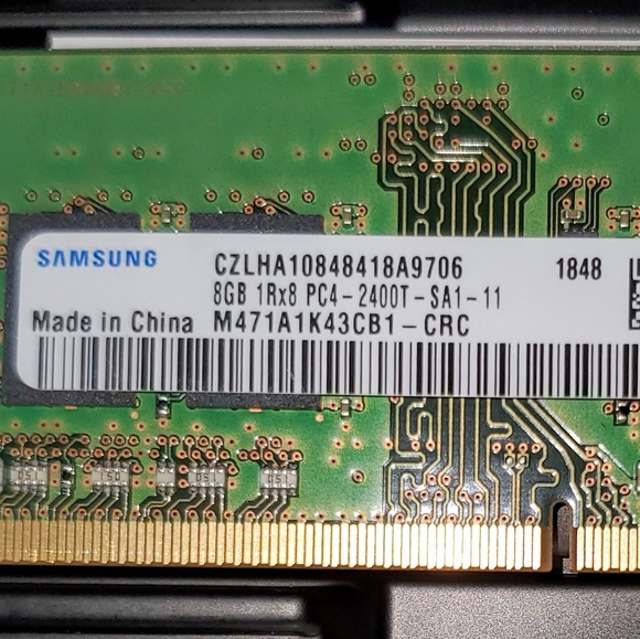 8GB DDR4 RAM Module - Picture 2 of 2